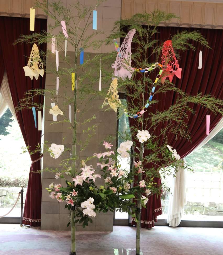七夕にちなんだ会場の花と卓上花